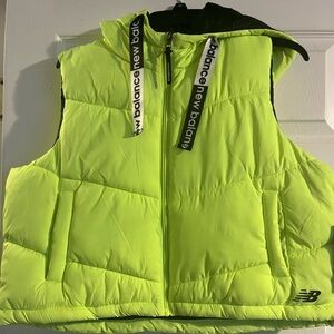 🔥BRAND NEW “NEW BALANCE” CROPPED PUFFER VEST‼️
